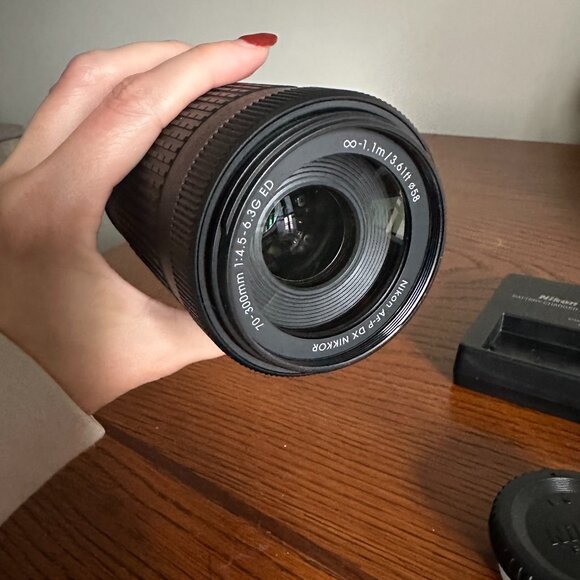 Like New Nikon Lens - AF-P DX NIKKOR 70-300mm f/4.5-6.3G ED + Accessories - Picture 6 of 10